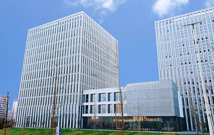 从技术架构到落地实施：恩施州商户系统开发的关键环节与质量管控